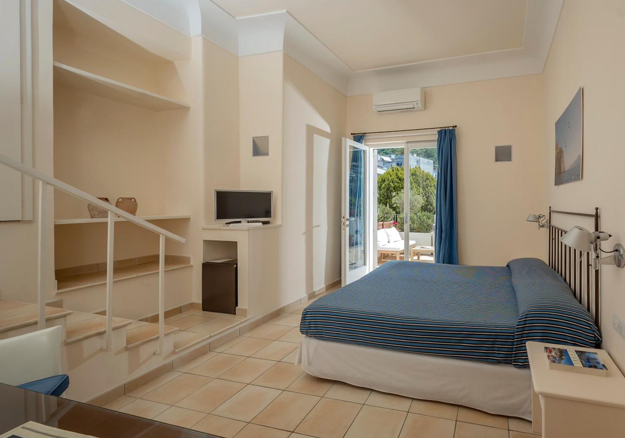Hotel Senaria Анакапри Екстериор снимка